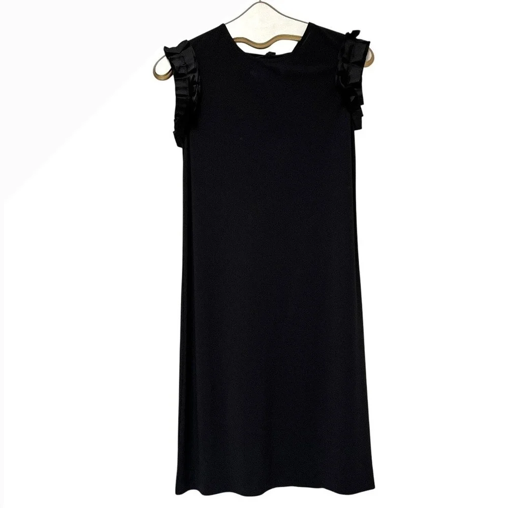 Tory Burch Black Ruffle Shoulder Bow Back Shift Dress Old Money Chic LBD‎ Sz S/P